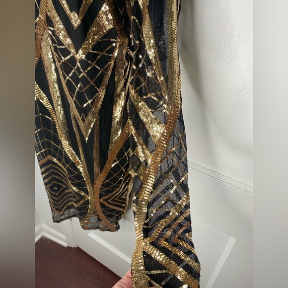 Lilian NWT Elegant Black and Gold Sequin Dress - Picture 6 of 11